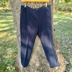 ⬇️ Price Drop!⬇️ Boss by Hugo Boss Trousers in size 8